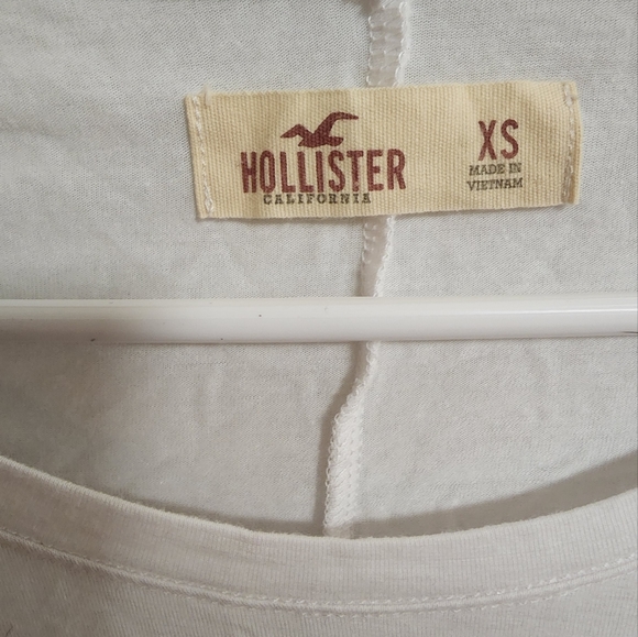 Hollister long sleeve tee - Picture 3 of 3